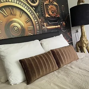 Goldies Ii Bed & Breakfast